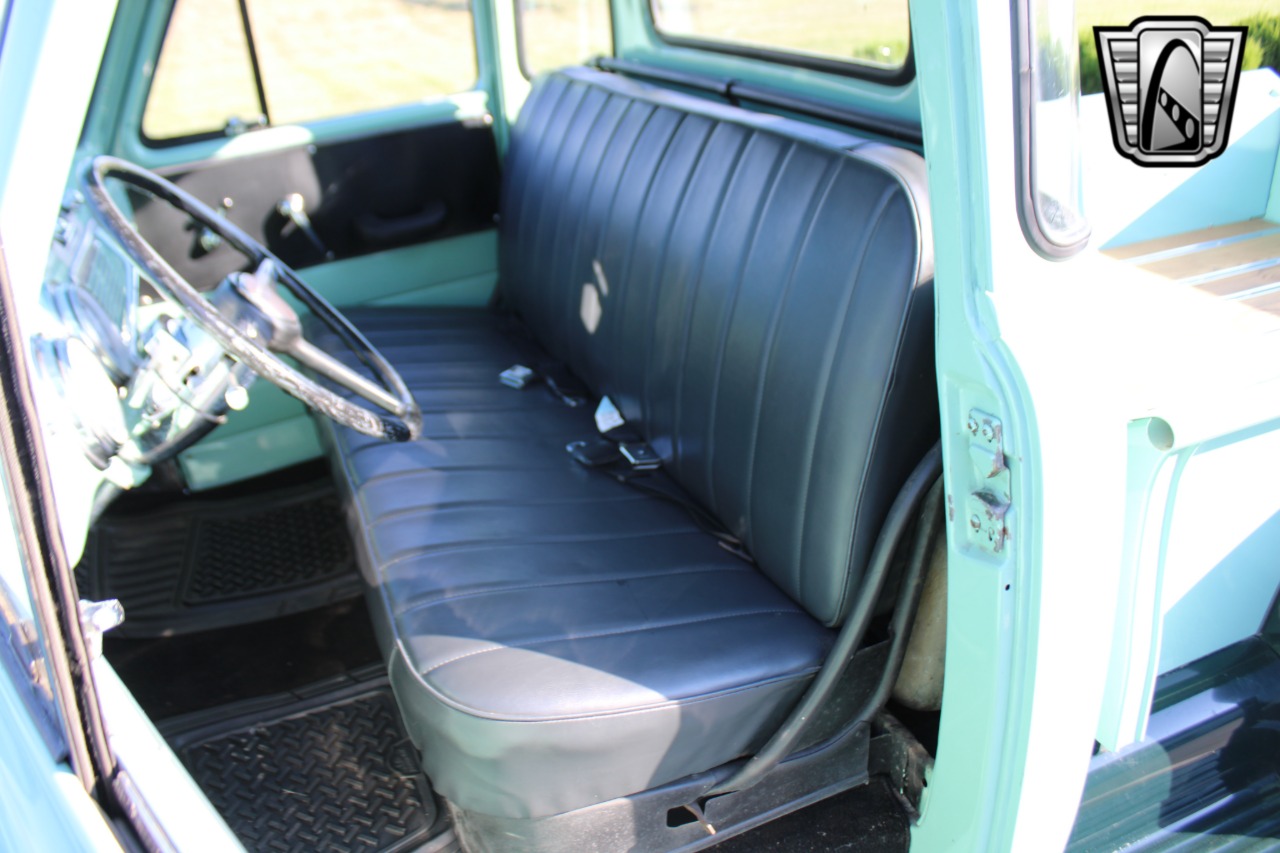 1953 Chevrolet 3100 5 Window 21