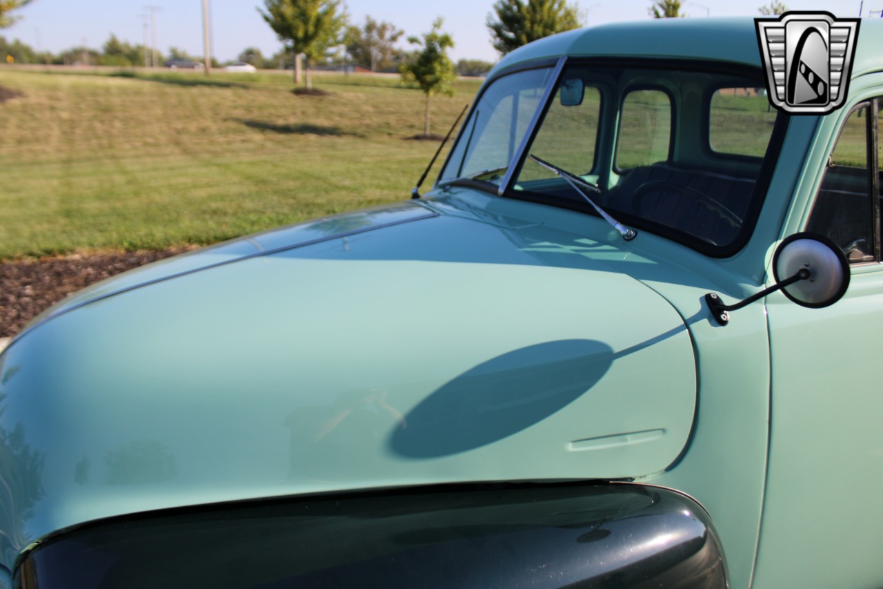 1953 Chevrolet 3100 5 Window 85