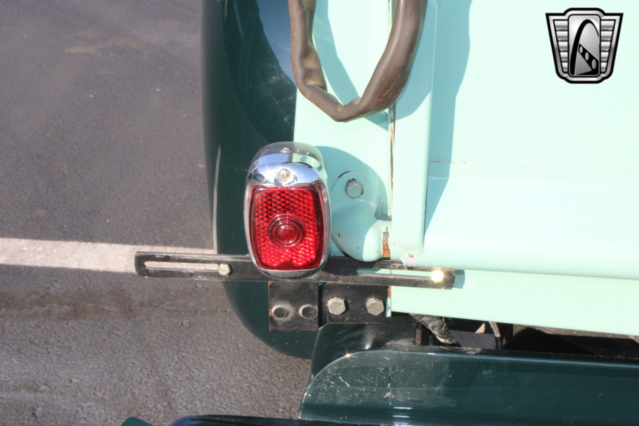 1953 Chevrolet 3100 5 Window 13