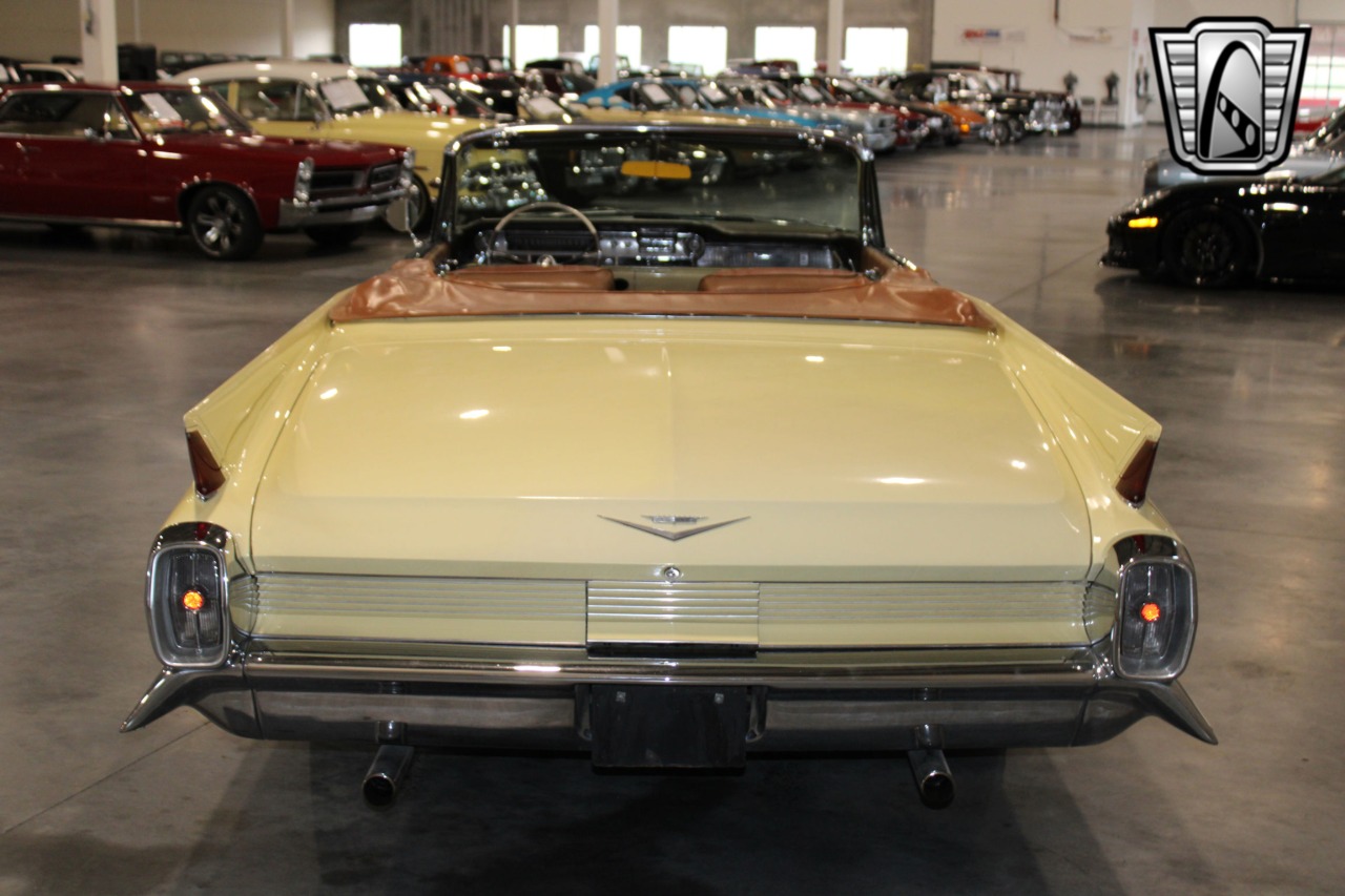 1962 Cadillac Series 62 4