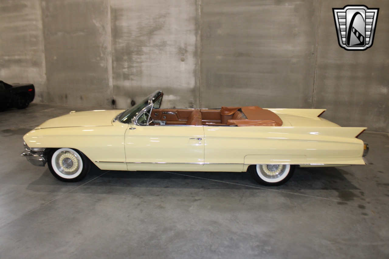 1962 Cadillac Series 62 10