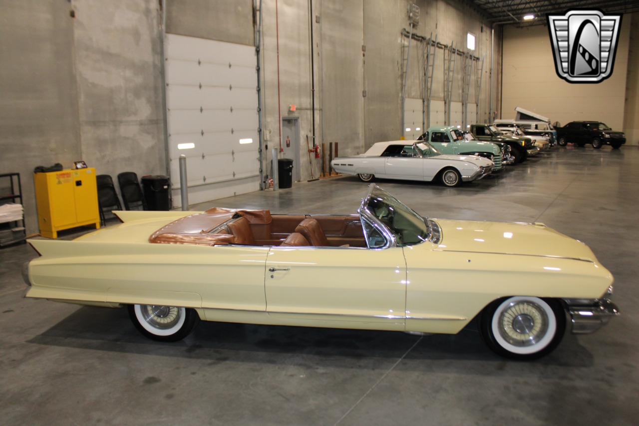 1962 Cadillac Series 62 30