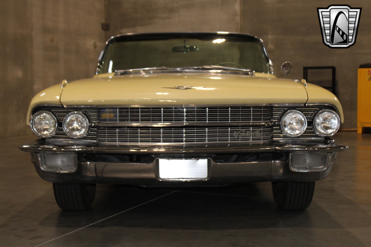 1962 Cadillac Series 62 11