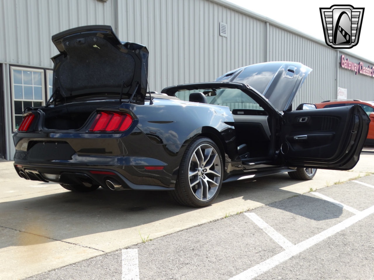 2015 Ford Mustang 74