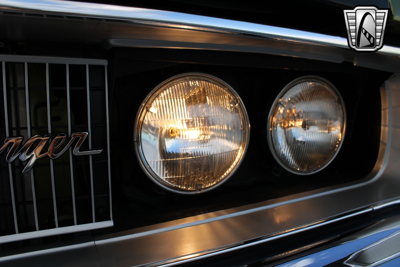 1968 Dodge Charger 19