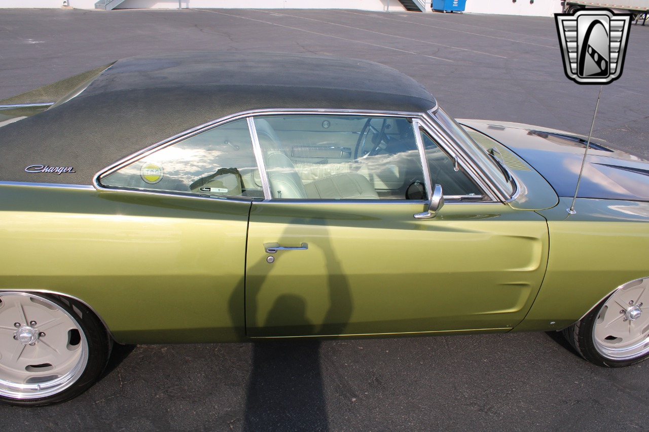1968 Dodge Charger 40