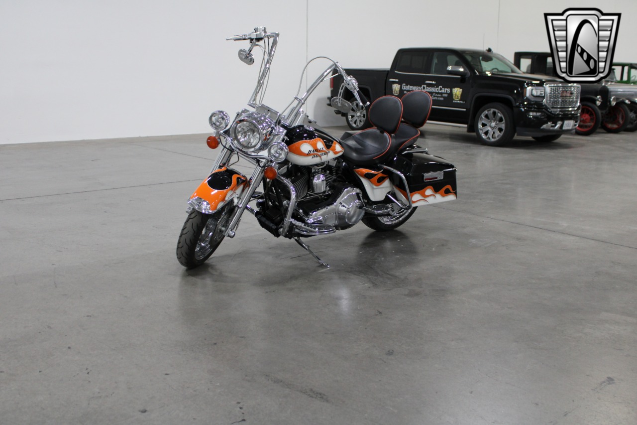 2000 HD FLHRCI / Road King Classic 30
