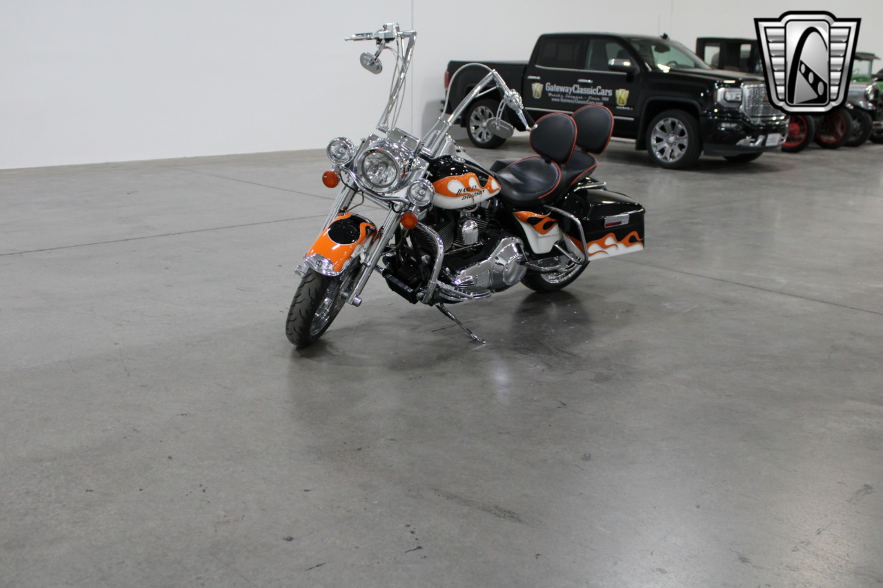 2000 HD FLHRCI / Road King Classic 31