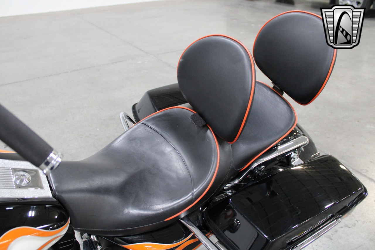 2000 HD FLHRCI / Road King Classic 13