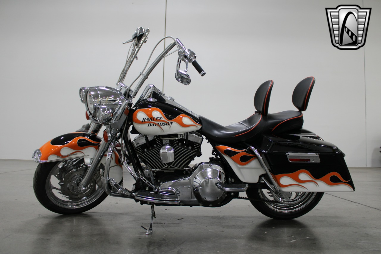 2000 HD FLHRCI / Road King Classic 3