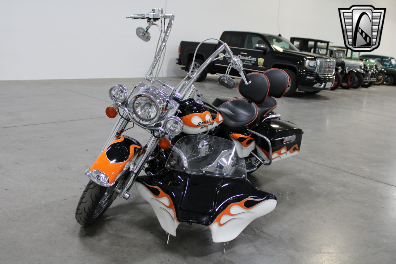 2000 HD FLHRCI / Road King Classic 23
