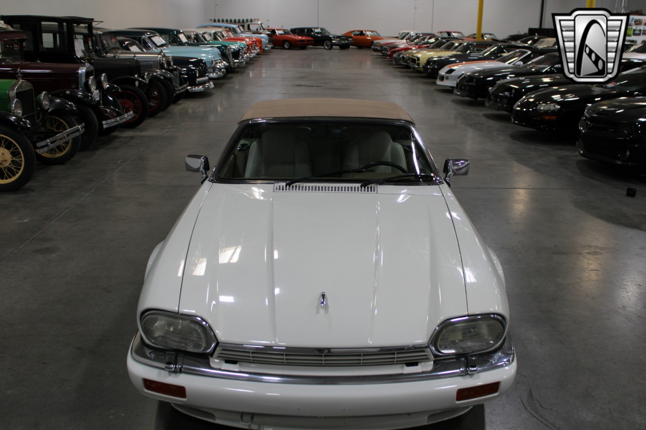 1995 Jaguar XJS 35