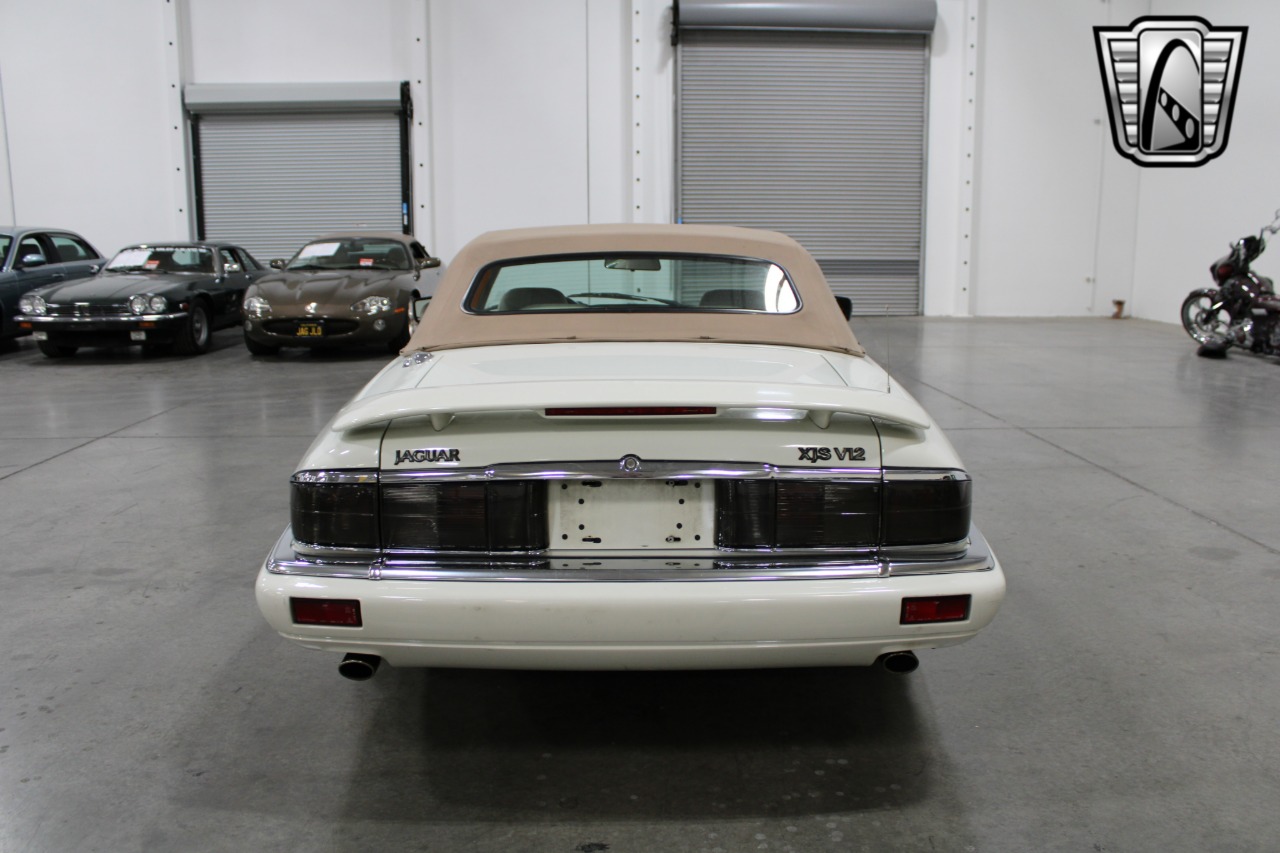 1995 Jaguar XJS 4
