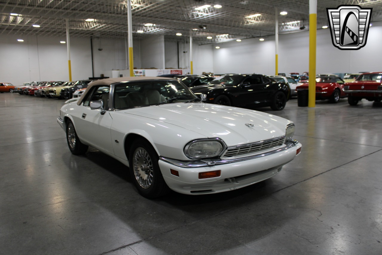 1995 Jaguar XJS 46