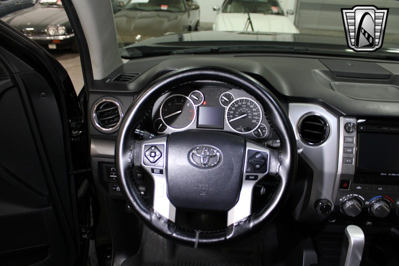2014 Toyota Tundra 23
