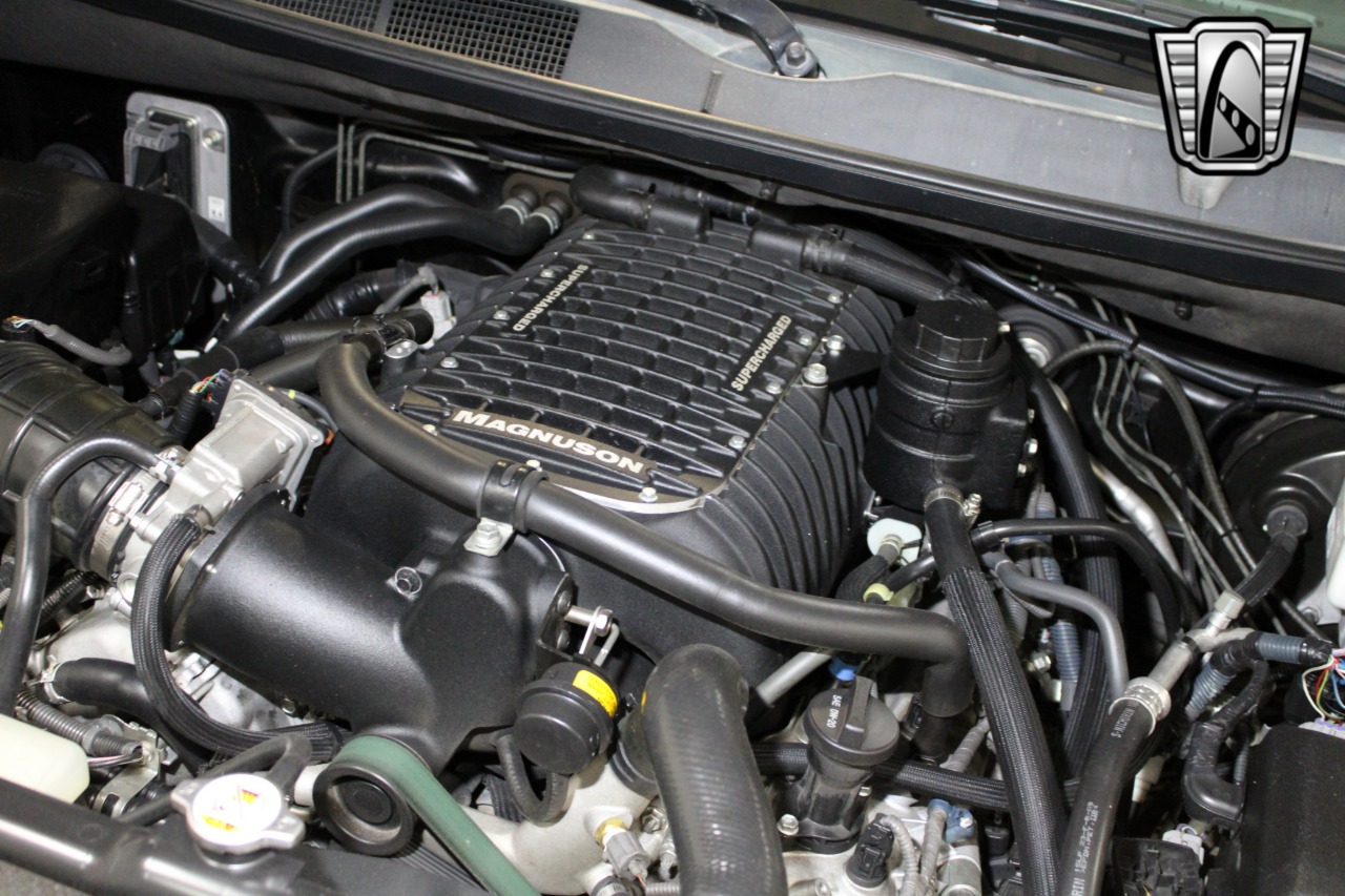 2014 Toyota Tundra 24