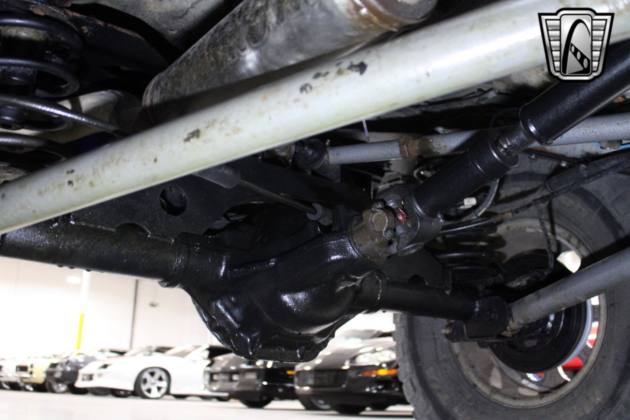 1999 Jeep Cherokee 30