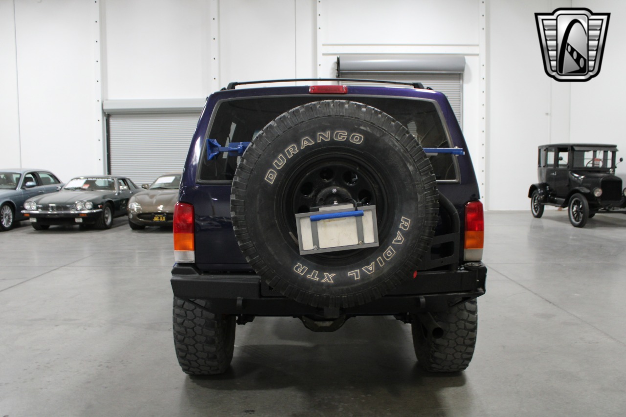 1999 Jeep Cherokee 4