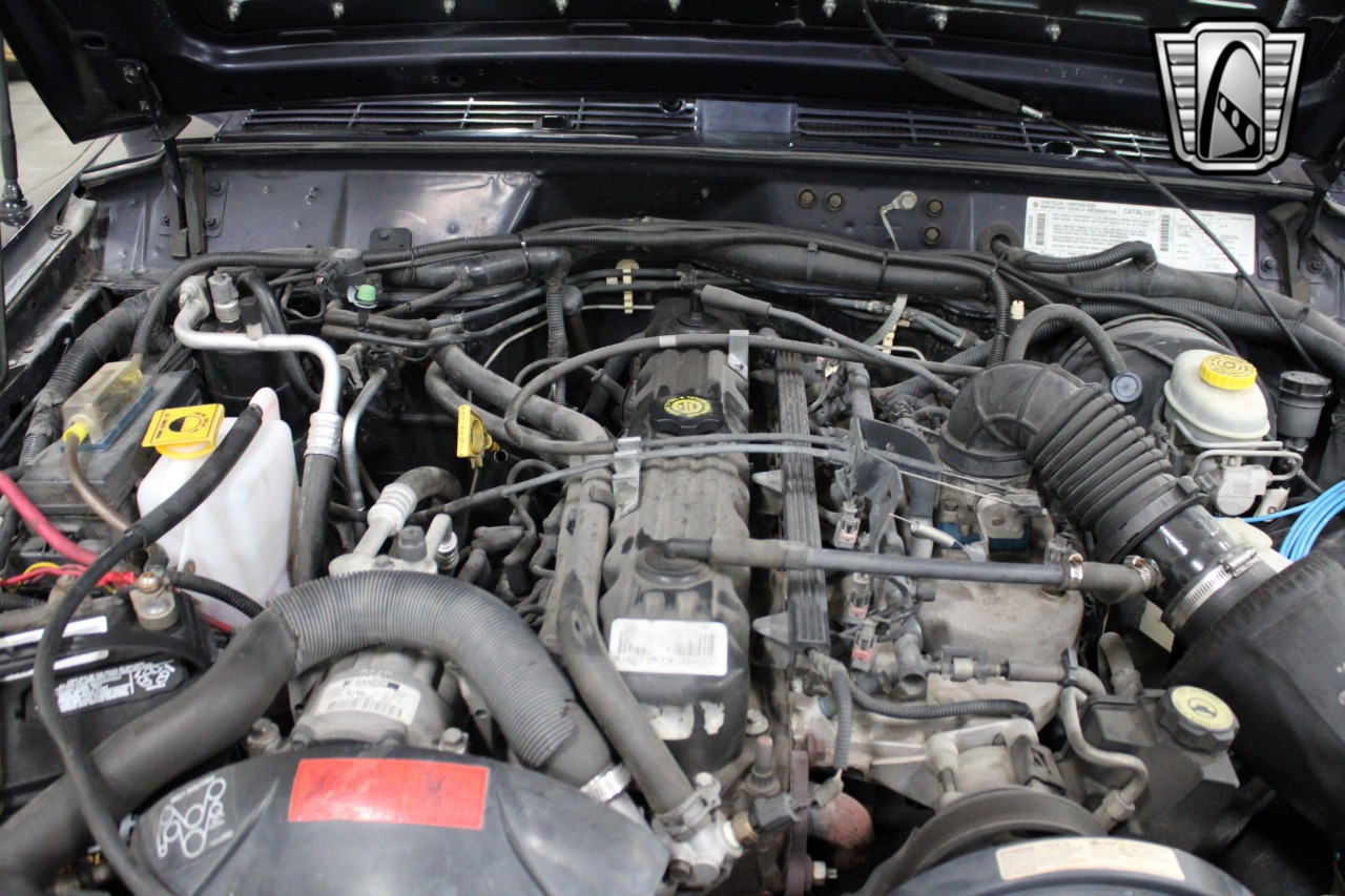 1999 Jeep Cherokee 25