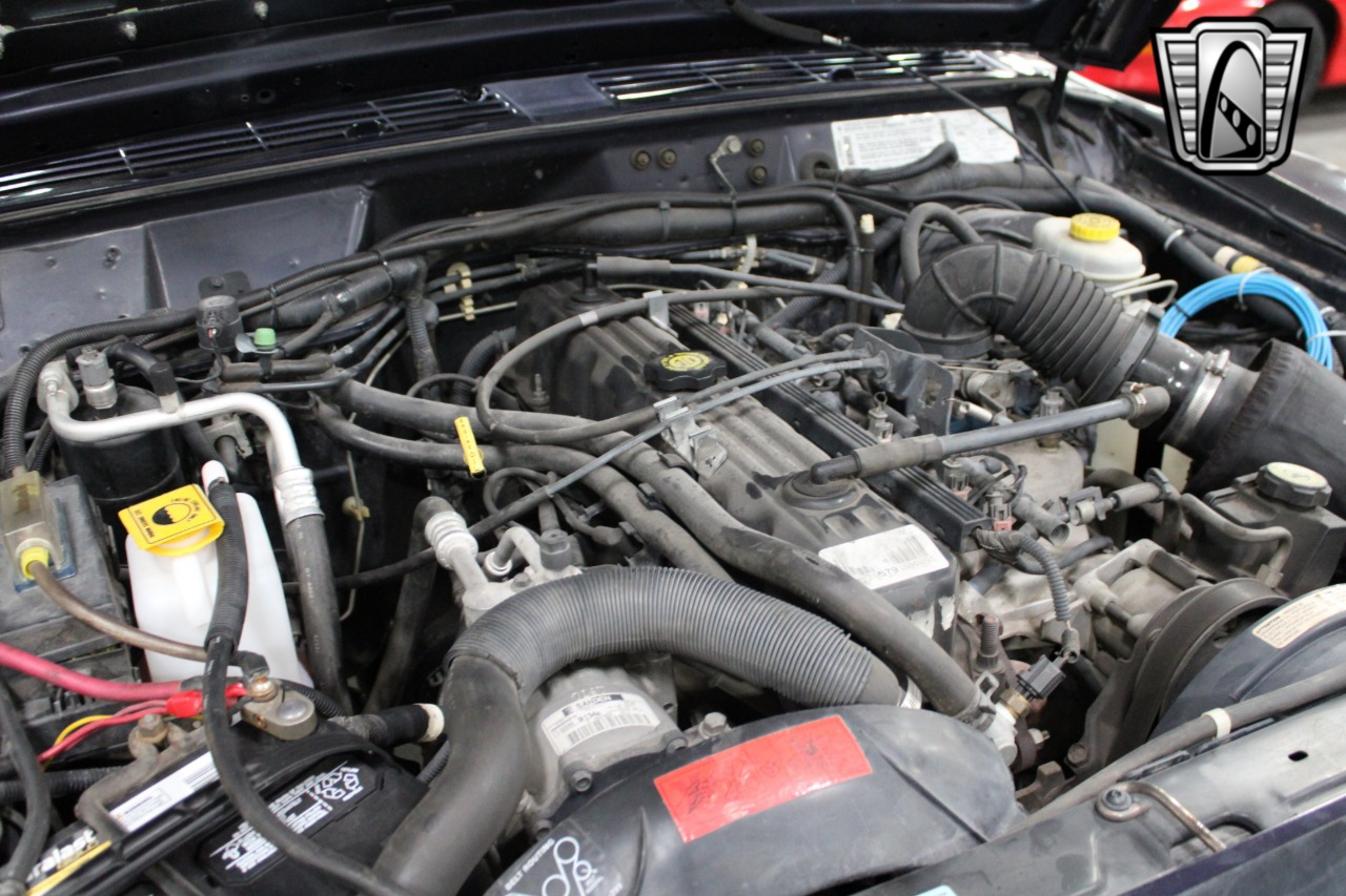 1999 Jeep Cherokee 27