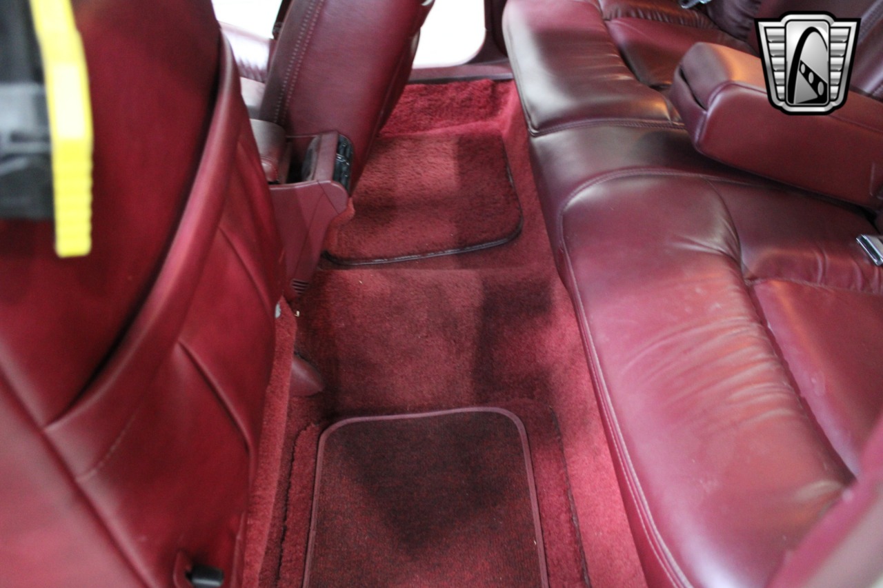 1992 Cadillac DeVille 20