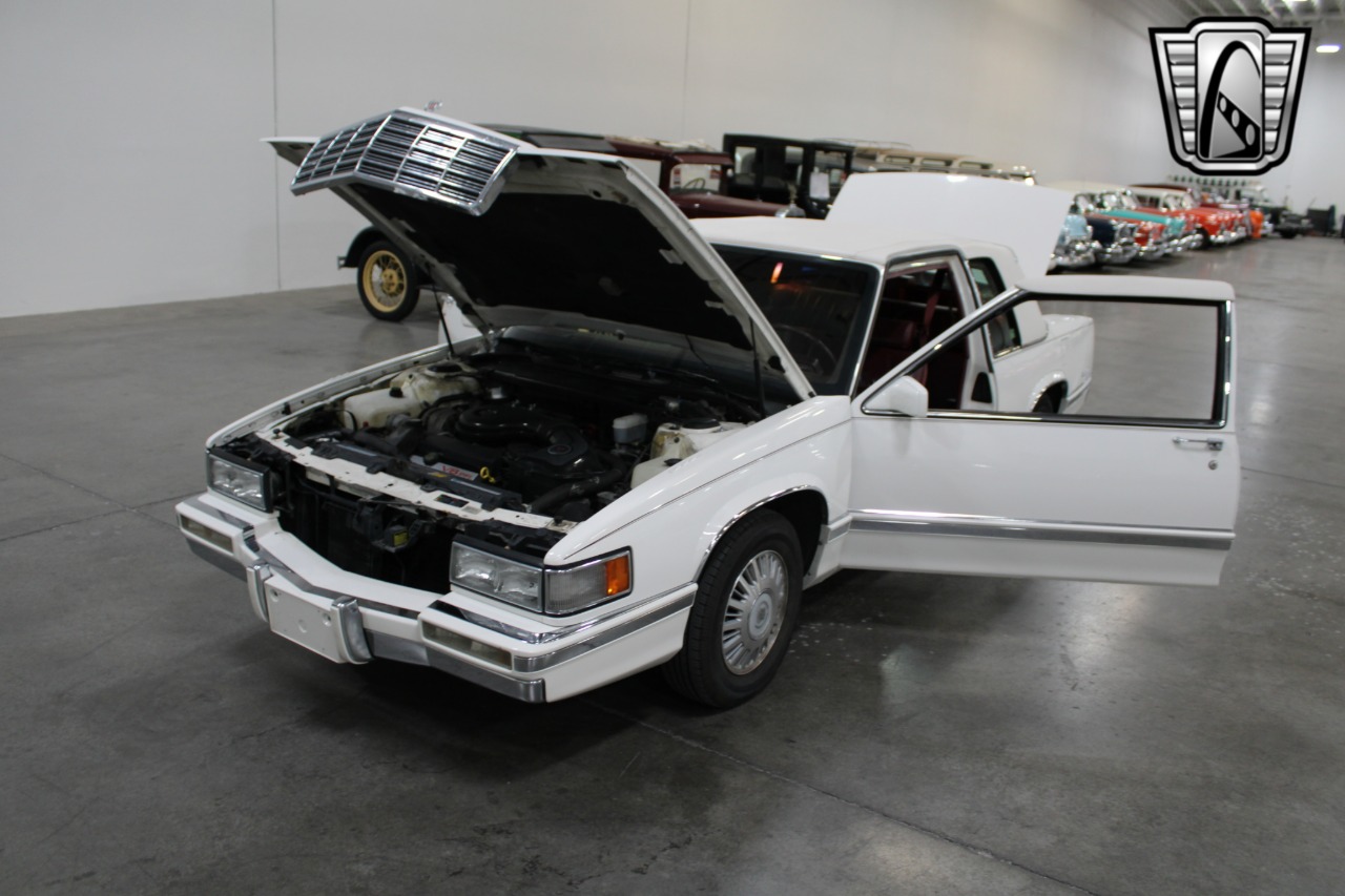 1992 Cadillac DeVille 6