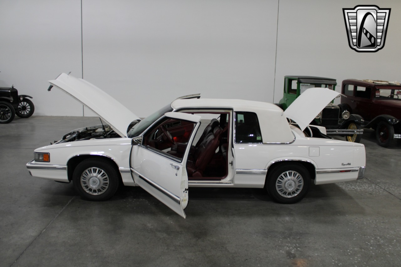 1992 Cadillac DeVille 7