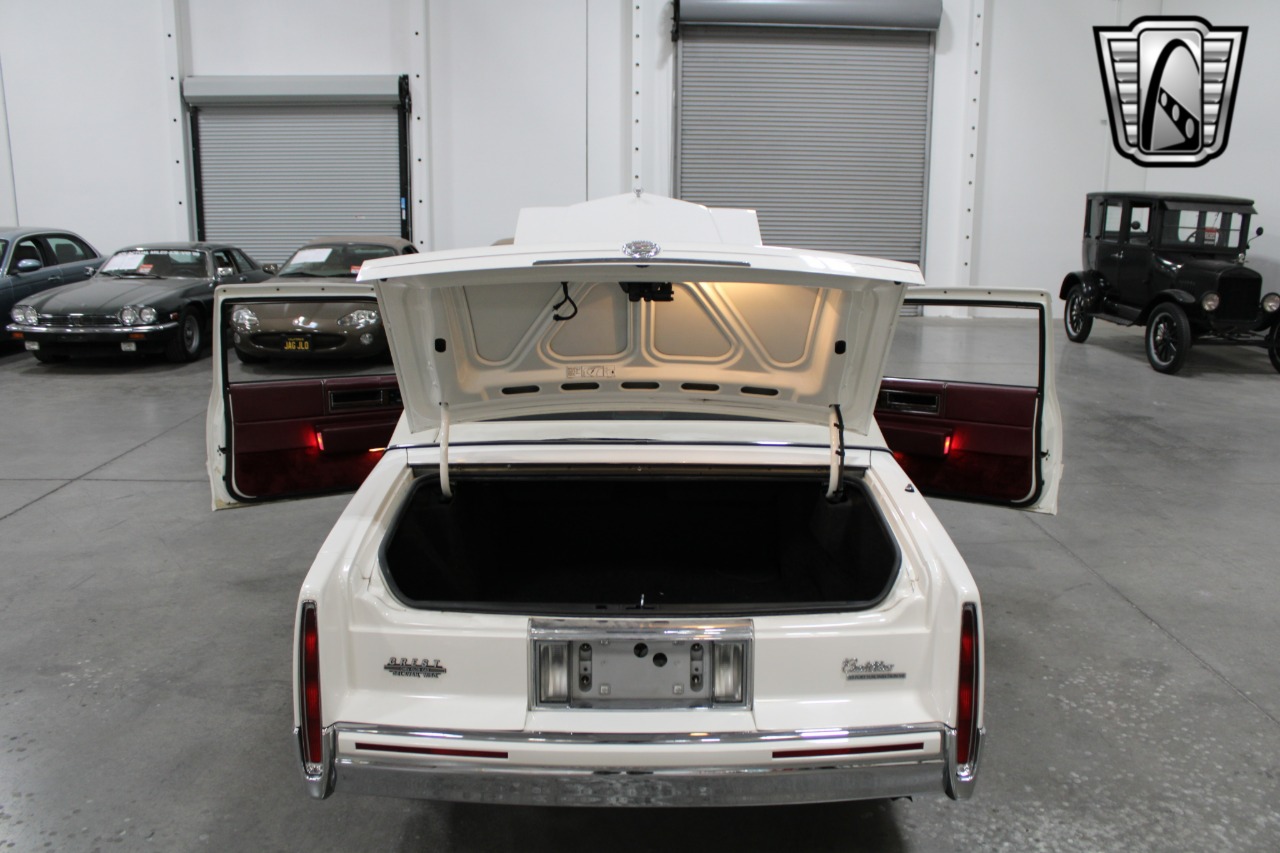 1992 Cadillac DeVille 8