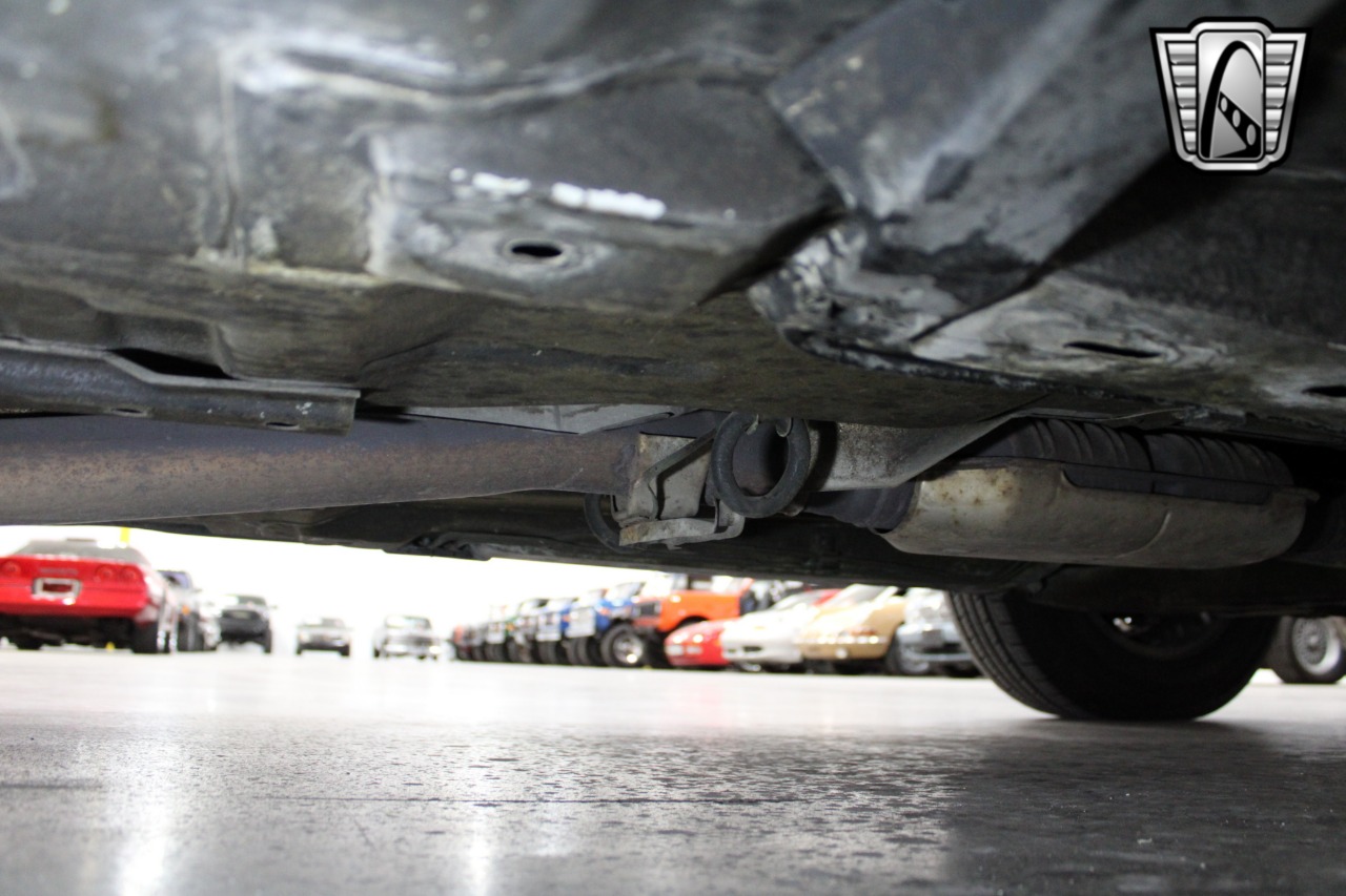 1992 Cadillac DeVille 31