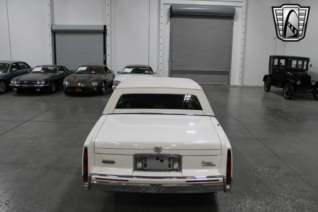 1992 Cadillac DeVille 39