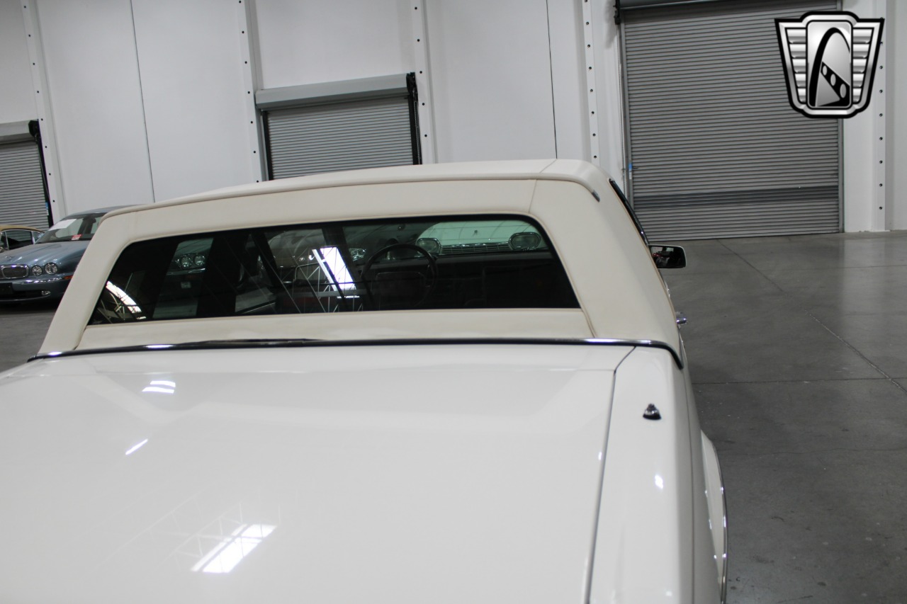 1992 Cadillac DeVille 81