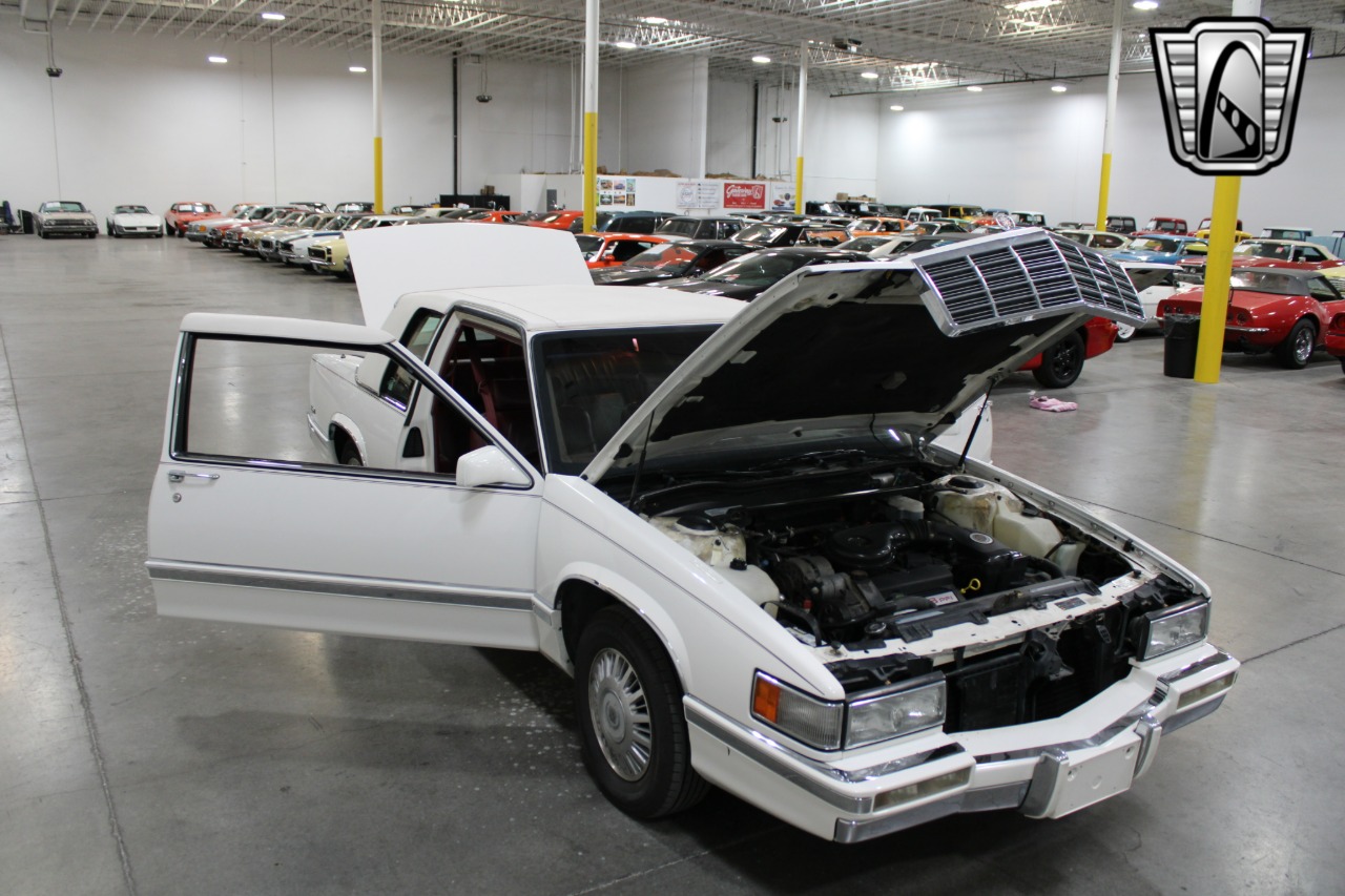 1992 Cadillac DeVille 58