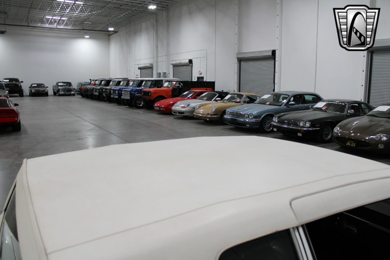 1992 Cadillac DeVille 83