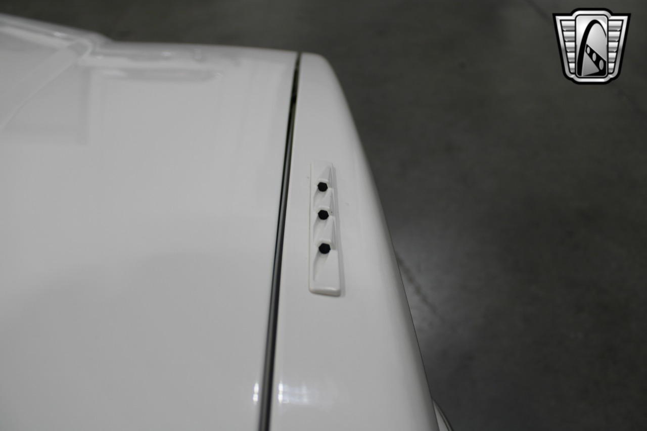 1992 Cadillac DeVille 13