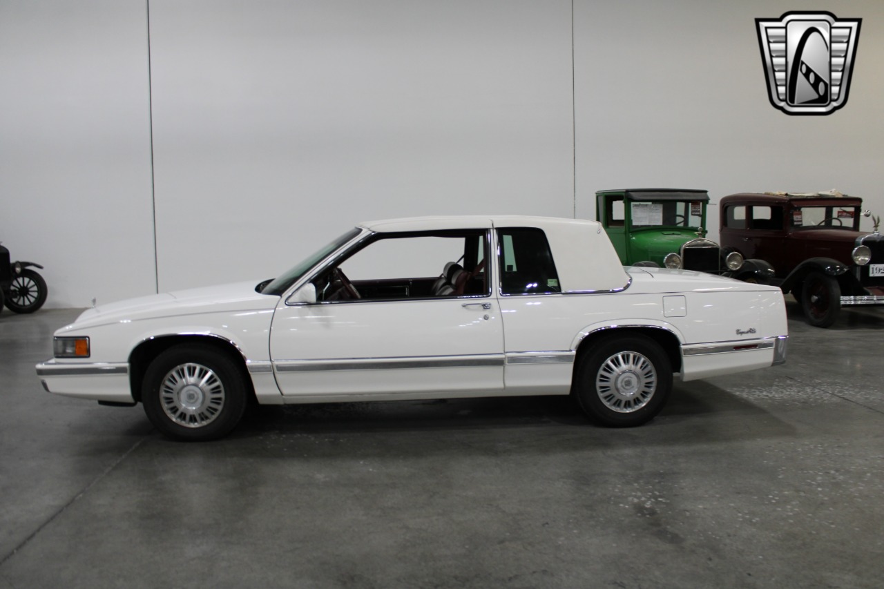 1992 Cadillac DeVille 3