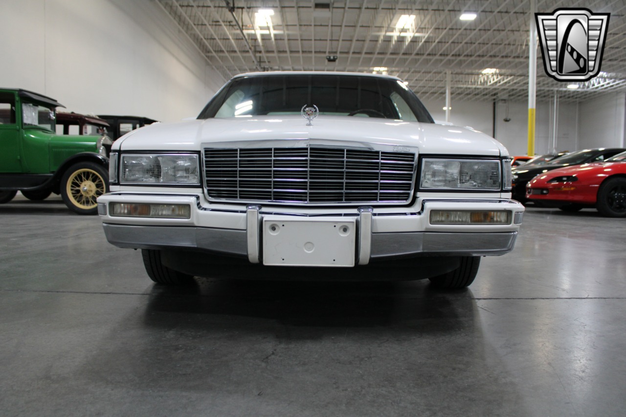 1992 Cadillac DeVille 47