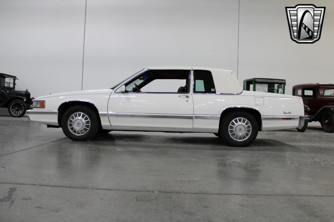 1992 Cadillac DeVille 49