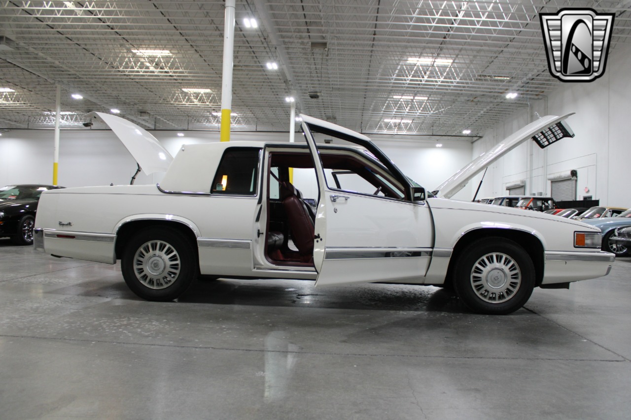 1992 Cadillac DeVille 73