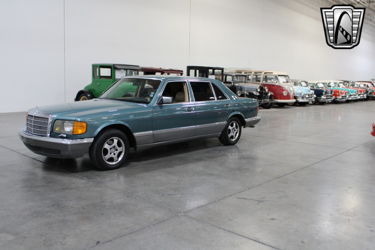 1981 Mercedes-Benz 500 SEL 32