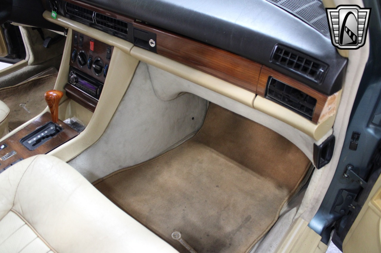 1981 Mercedes-Benz 500 SEL 20