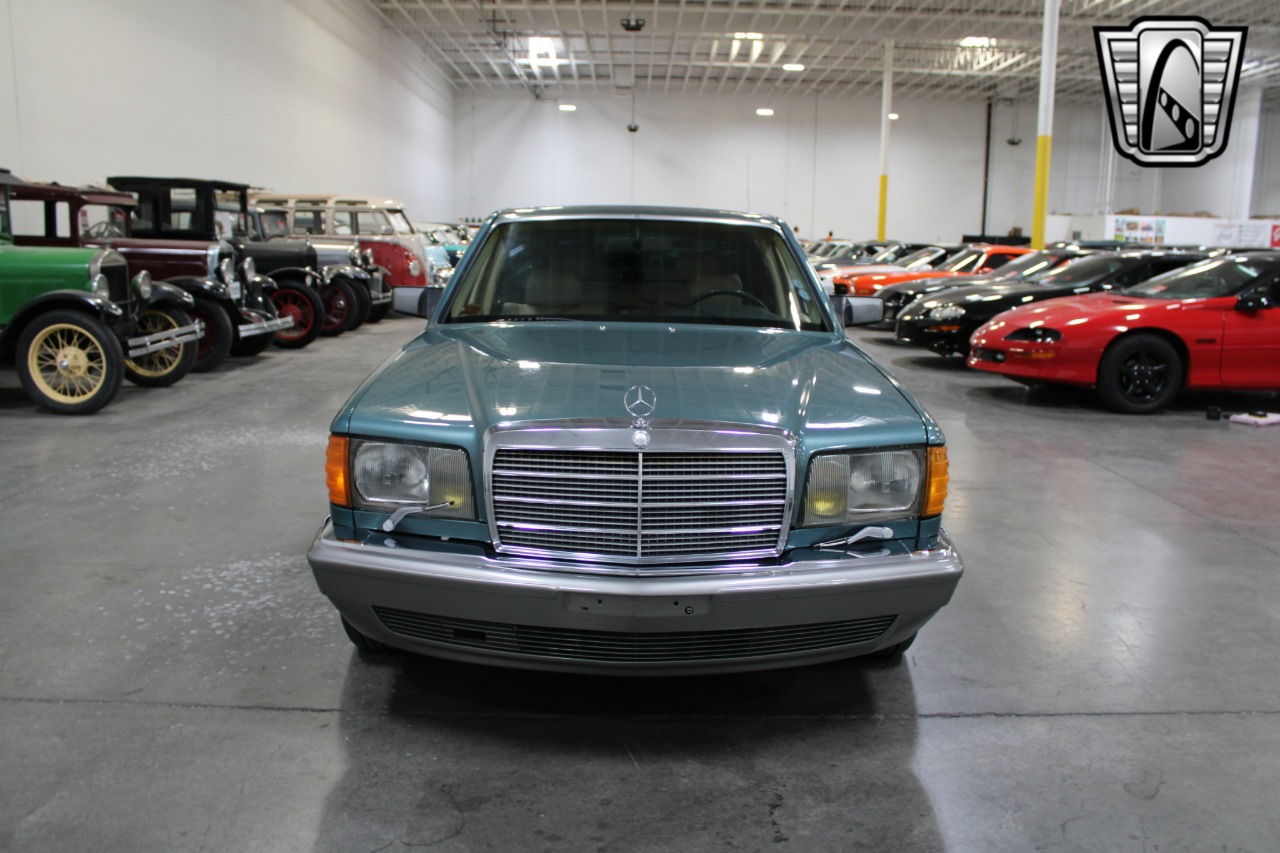 1981 Mercedes-Benz 500 SEL 2