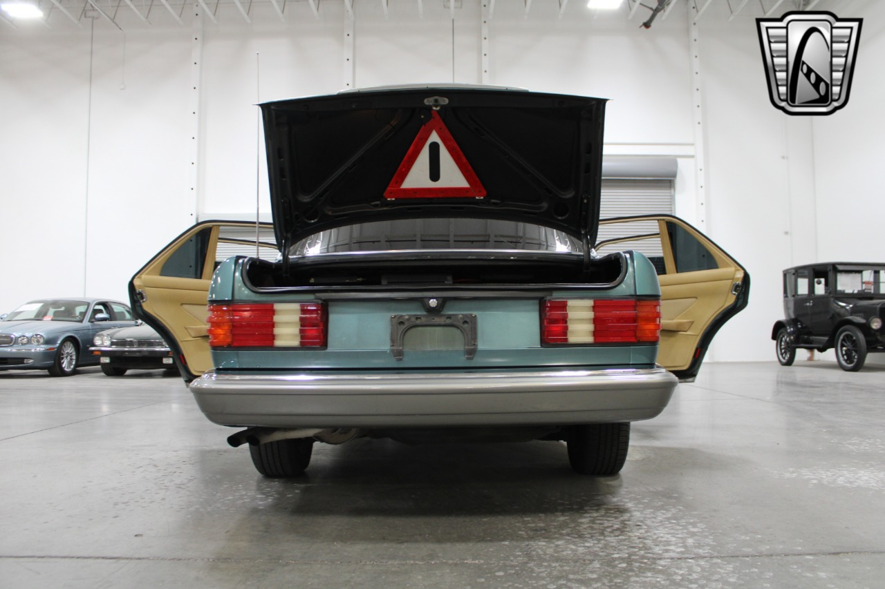 1981 Mercedes-Benz 500 SEL 70