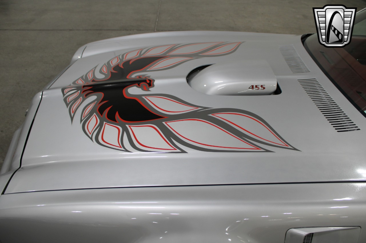 1976 Pontiac Firebird 12