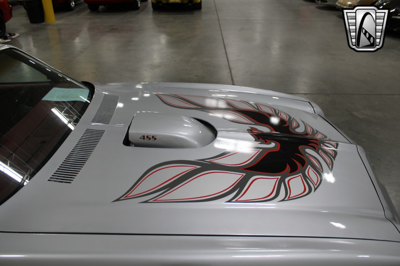 1976 Pontiac Firebird 81