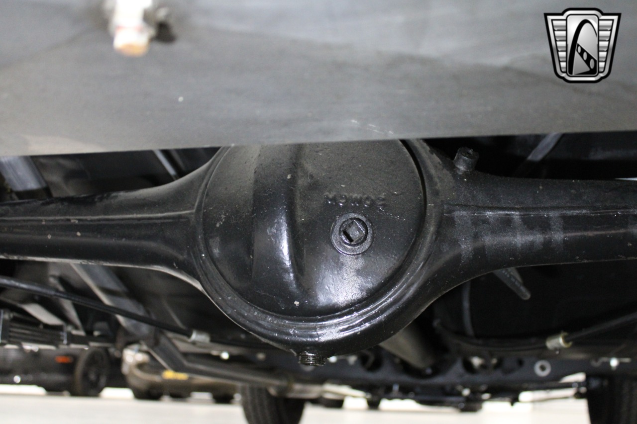 1960 Morris Minor 26