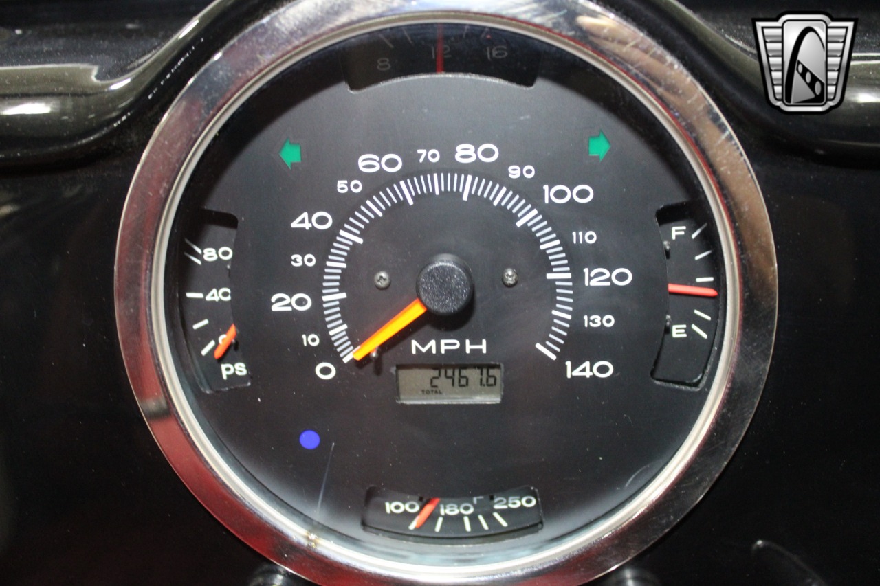 1960 Morris Minor 18