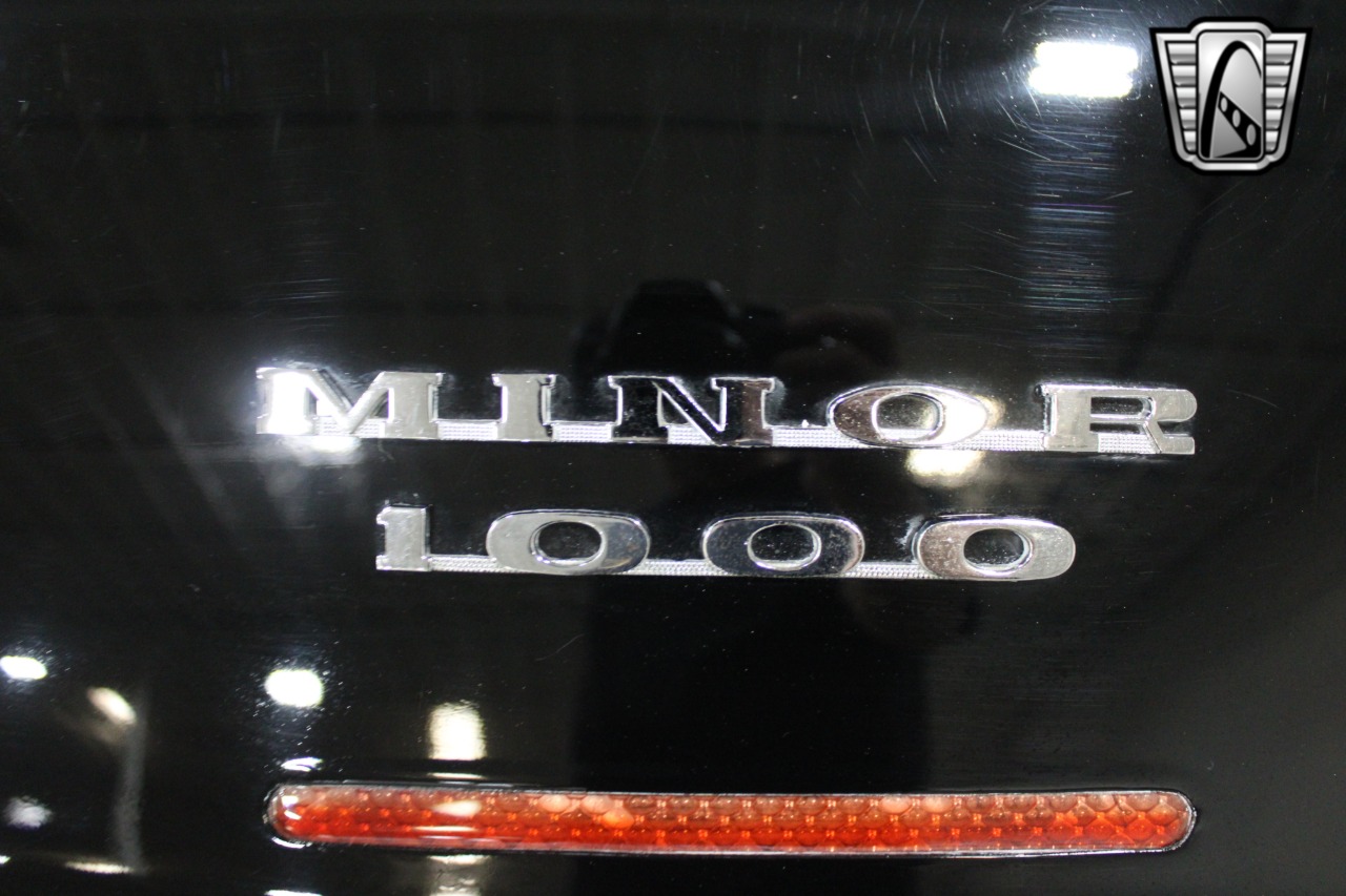 1960 Morris Minor 13