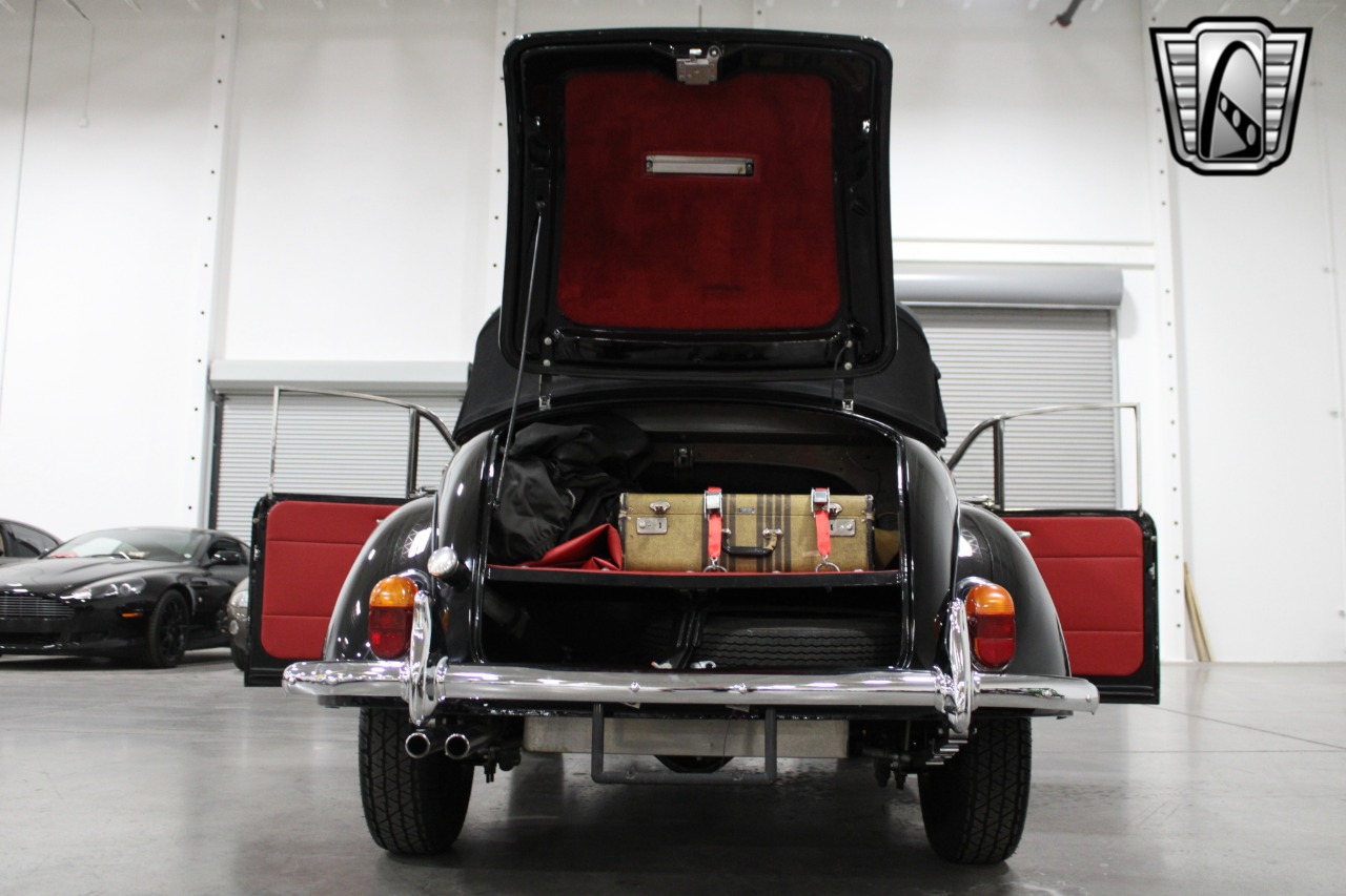 1960 Morris Minor 64