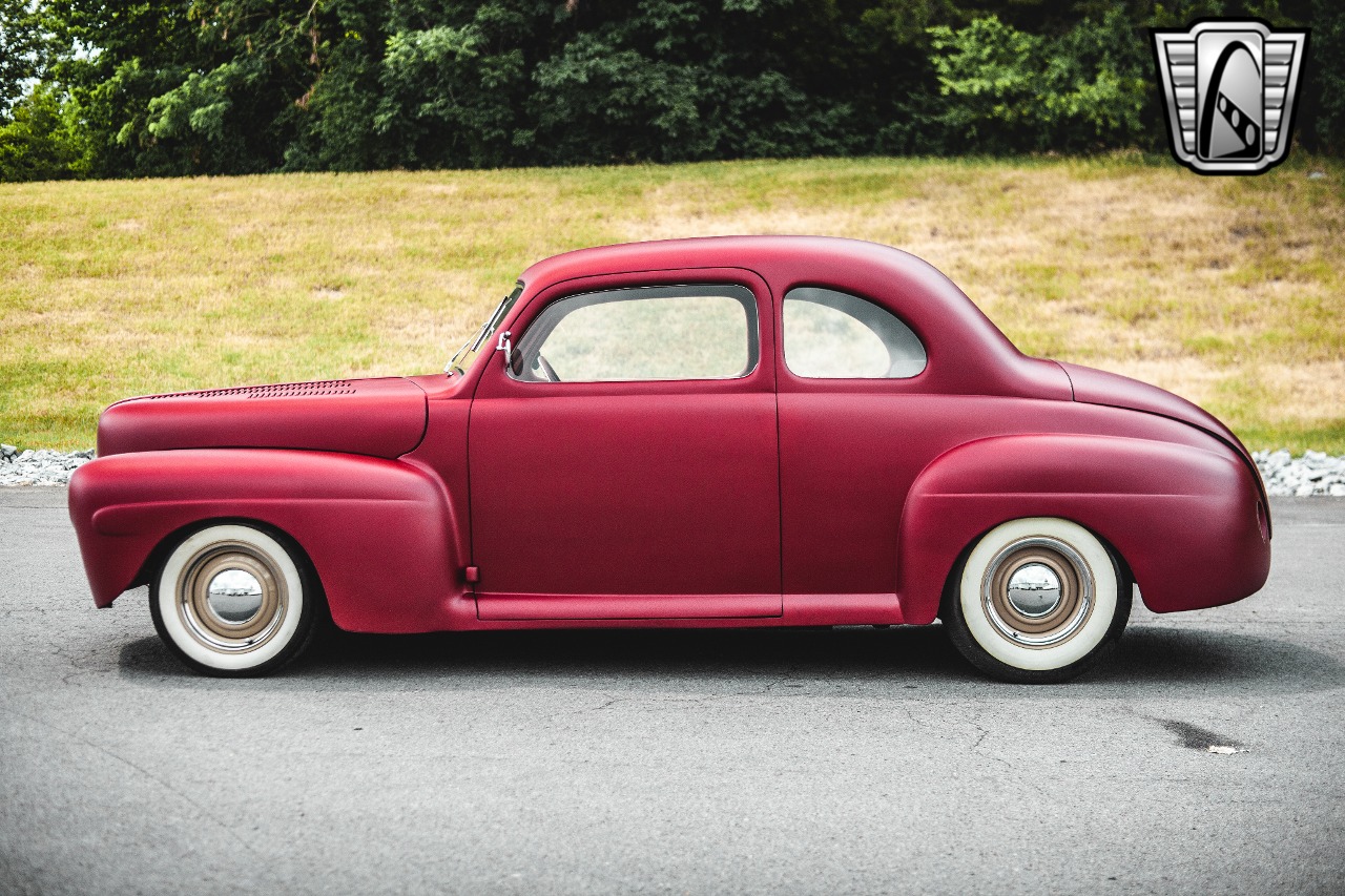 1946 Ford Coupe 4