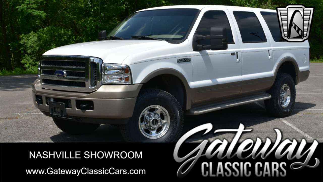 2005 Ford Excursion 1